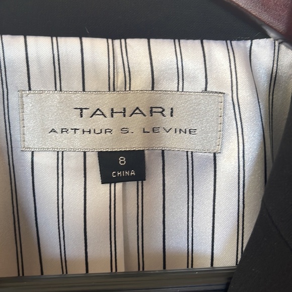 Women’s black skirt suit - Picture 6 of 6